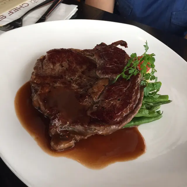 好大塊,燒得啱啱好,一啲都唔un