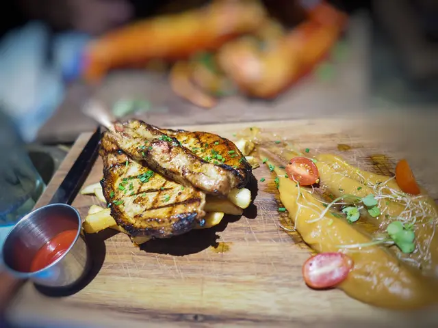 豬鞍架配焦糖蘋果醬