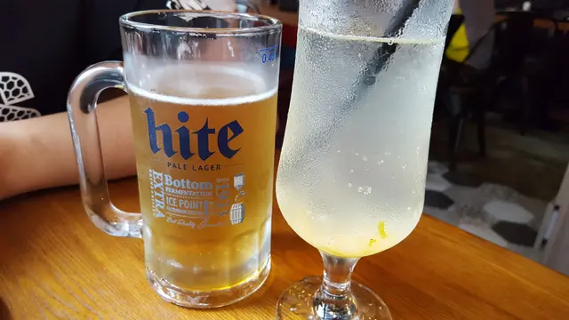 柚子梳打($38),西柚啤酒($75)