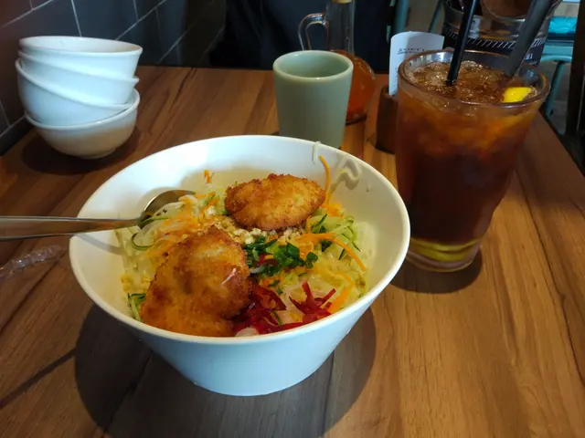 青越墨魚餅撈檬+涷檸茶