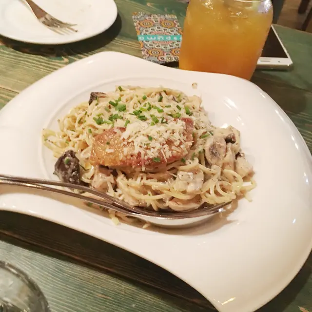 鵝肝黑松露醬意大利麵