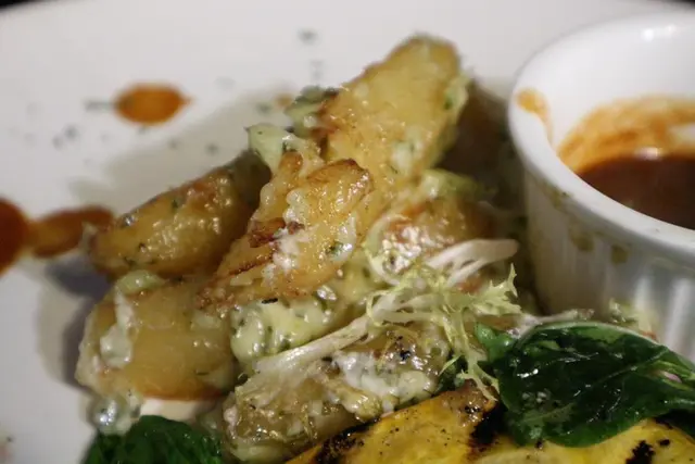 蒜蓉香草醬薯角