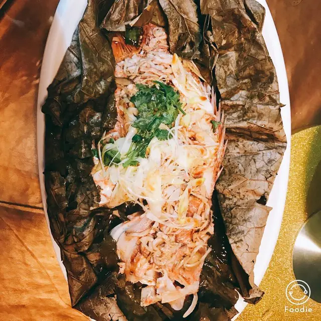 荷香古法蒸火紅鑚石魚