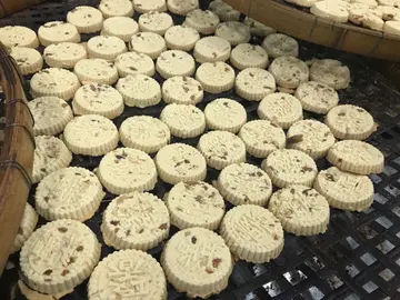 粒粒杏仁餅