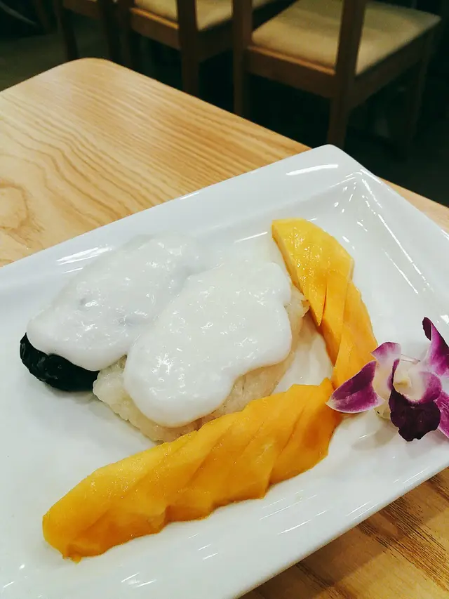 香芒黑白糯米飯