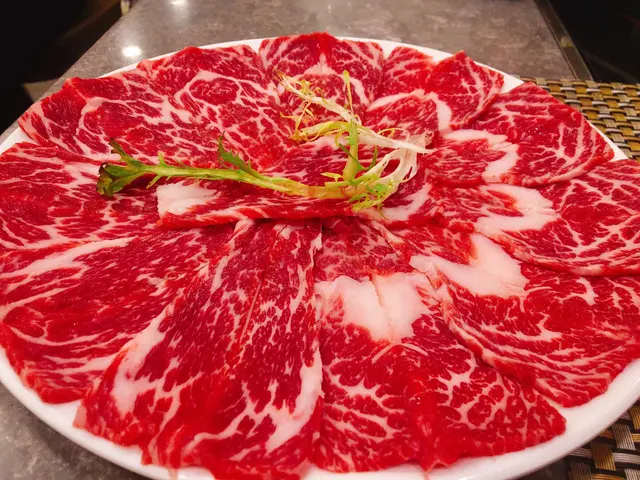 安格斯肥牛(例)