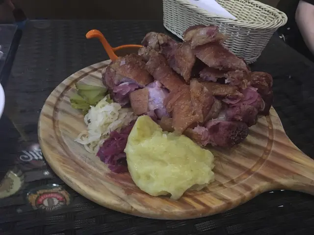 脆皮德國咸豬手