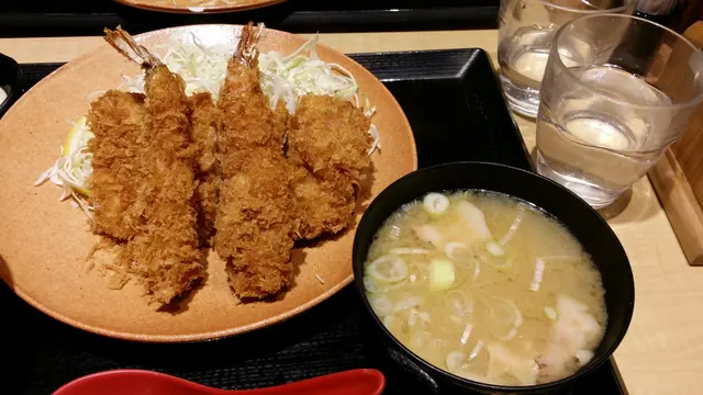 吉列炸蝦雞扒定食