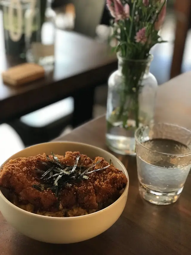 滑蛋豬扒飯