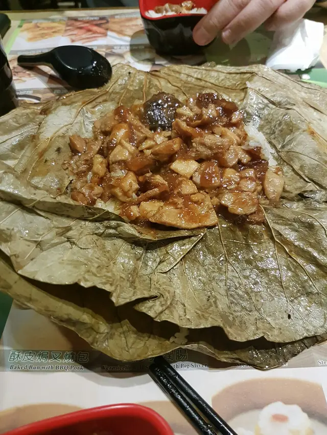 餡料多，但略嫌啲肉硬咗啲