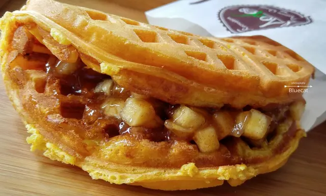 玉桂蘋果格仔餅