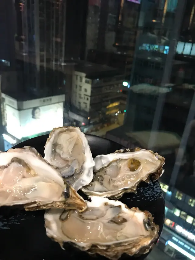 任食生蠔