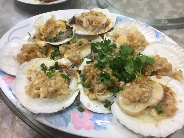 蒜蓉粉絲蒸帶子