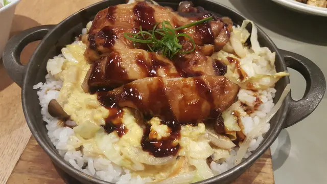 照燒雞肉滑蛋飯鍋