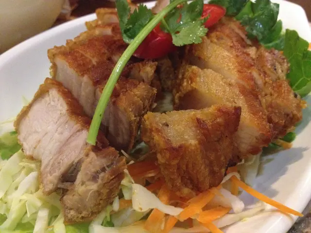 泰式脆皮燒腩肉