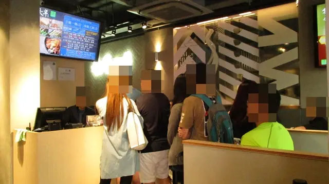 先在售票處下單