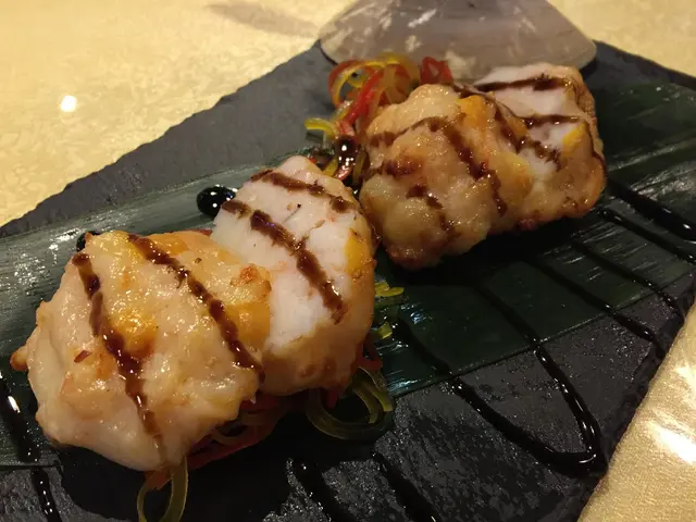 原粒2L大的北海道帶子,
加上蝦味十足,彈牙口感的蝦膠,
口感和鮮味一流!😌