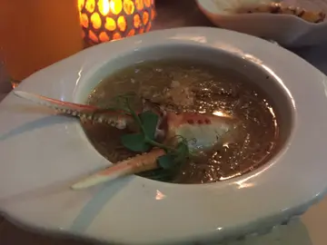 北海道鳕场蟹钳。陈酒蟹肉豆羹