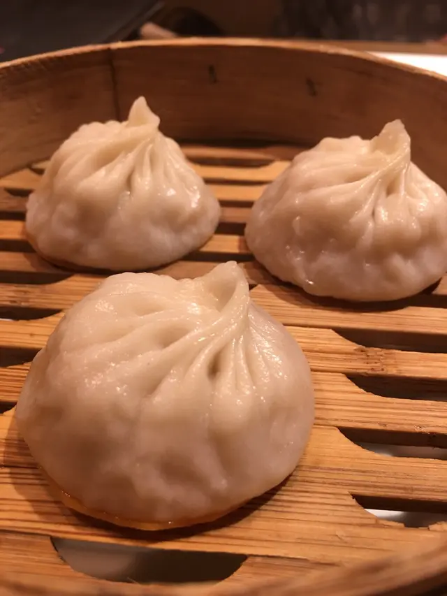 日熹灌湯小籠包