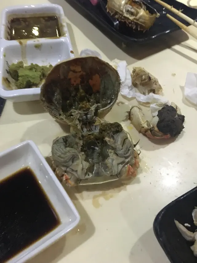 不是很新鮮的大閘蟹