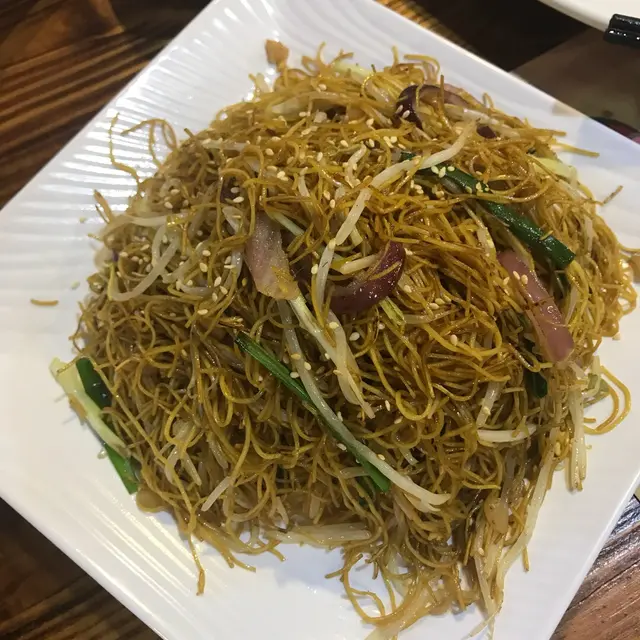 蟹油銀芽炒麵