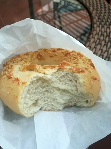 Cheese bagel