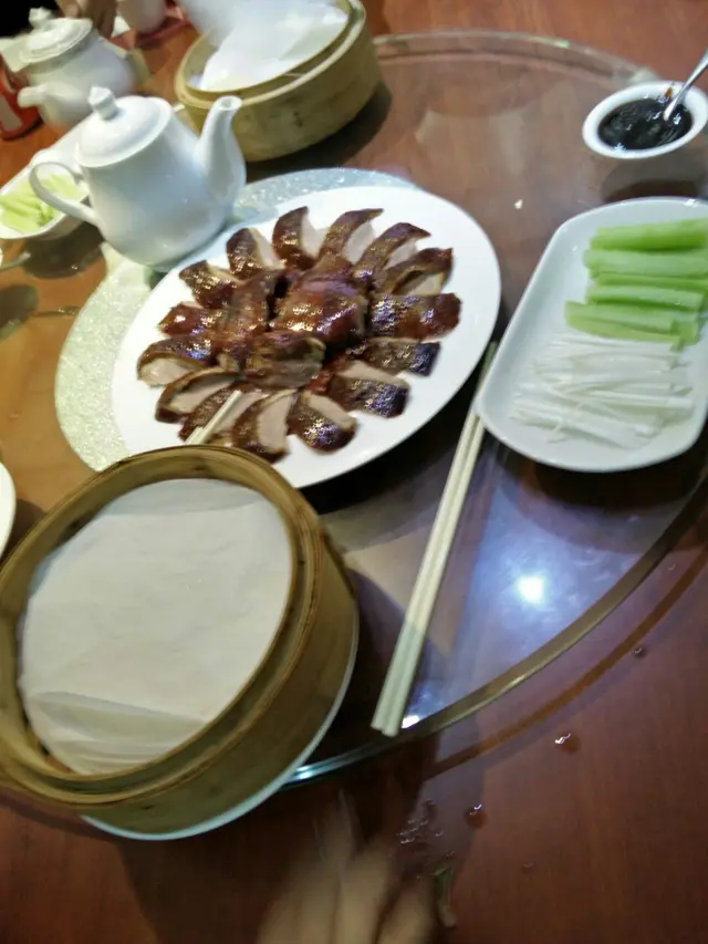 北京片皮鴨(兩食)，