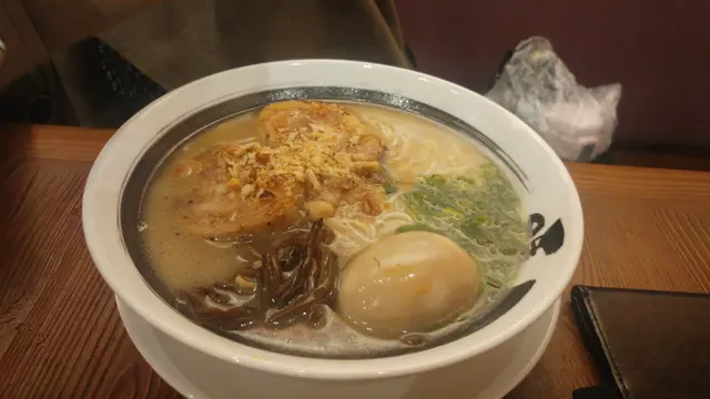 雞叉燒味玉雞白湯拉麵