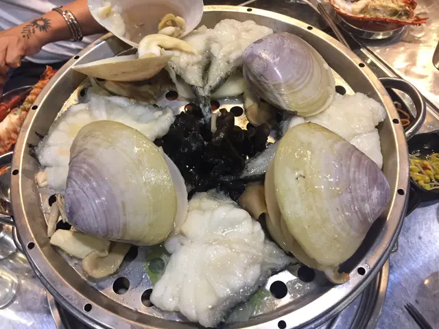 美尾龍躉指天翅