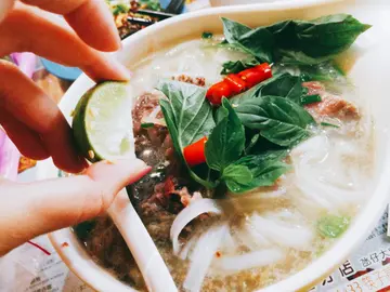 生牛肉河粉