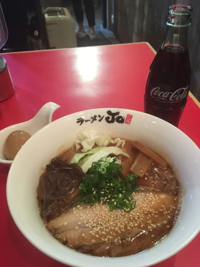 餐廳逢週一至週四,都做緊優惠!
凡惠顧$90以上即可獲贈免費樽裝可樂一枝,
幾抵喎!😎