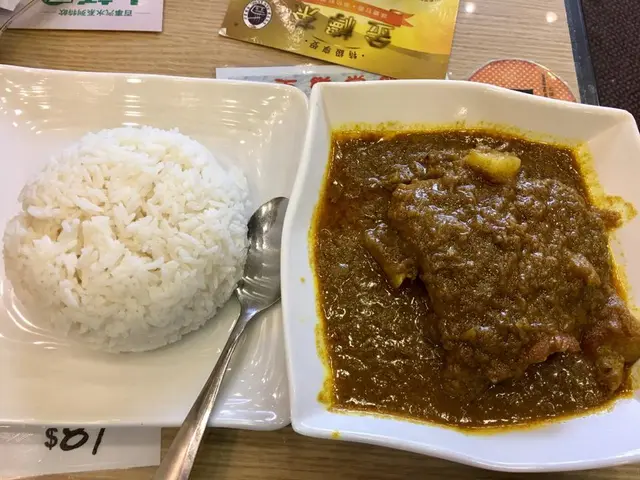 咖哩豬排飯快餐