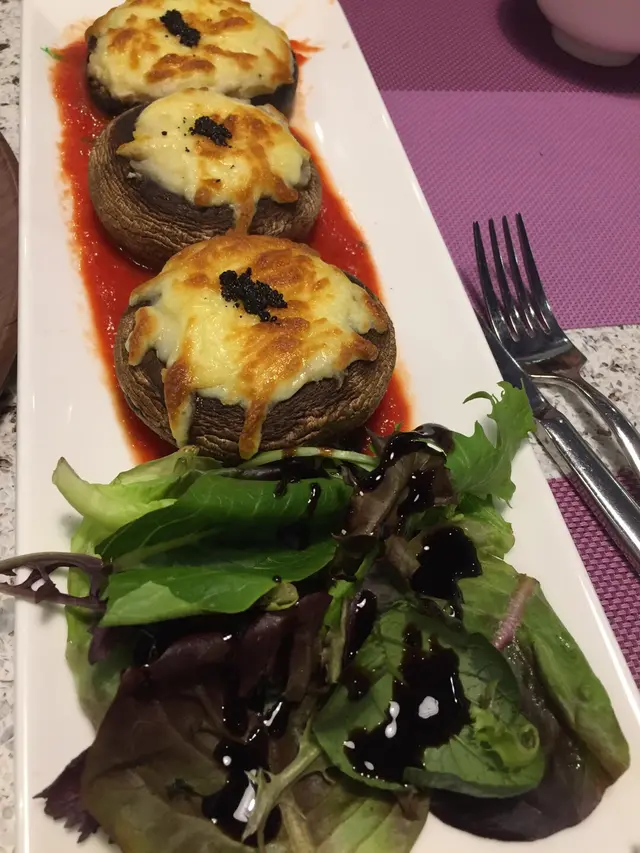 黑松露薯蓉焗大啡茹