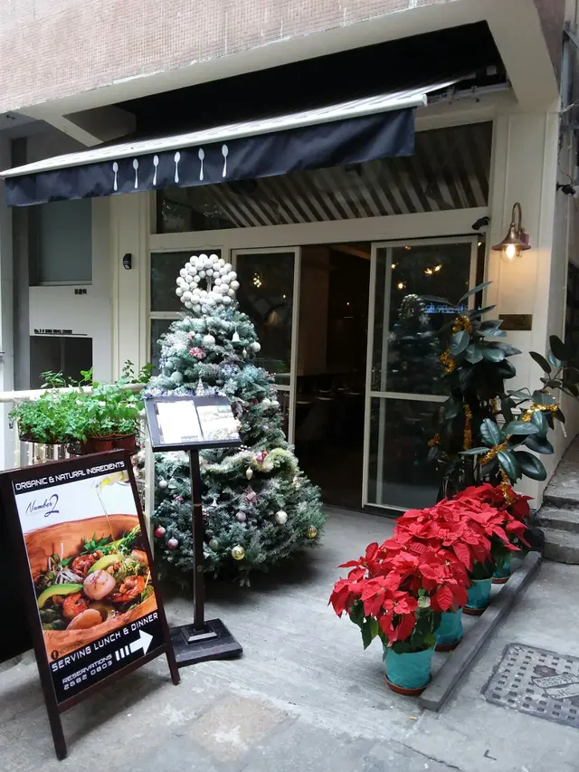 因為接近聖誕節, 餐廳的佈置很有氣氛