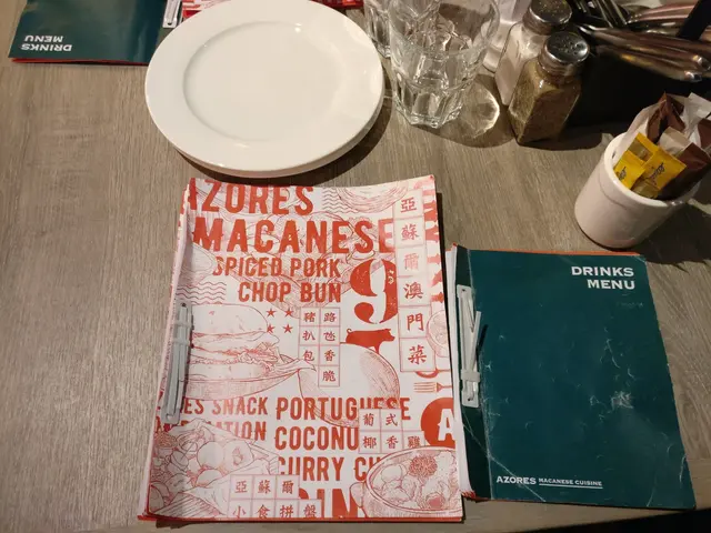 個餐牌畫得幾靚，但係釘裝就略為簡陋