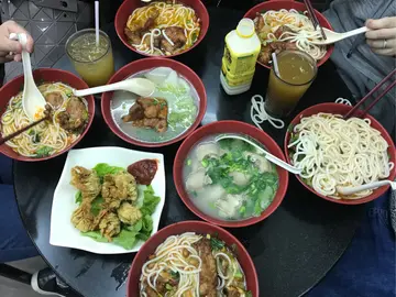 猪扒米线
