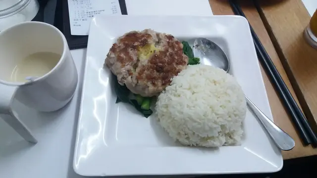 榴槤肉餅飯