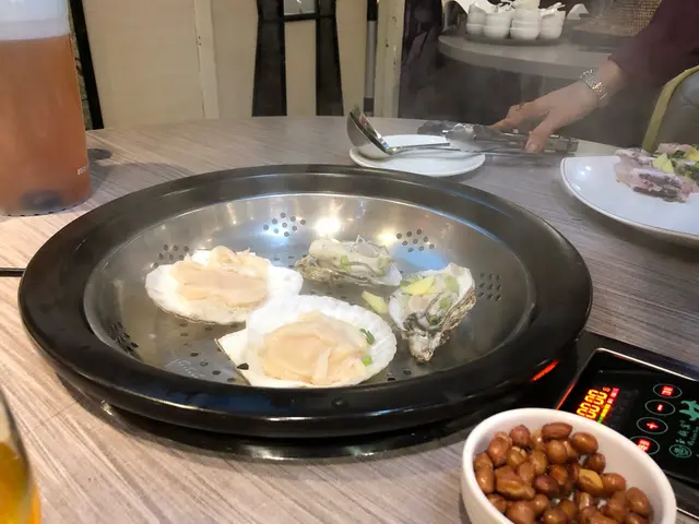 自選海鮮 (大元貝及蠔)