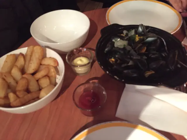 青口調味的味道很好，唯一唔好嘅就係太細隻