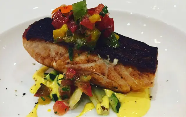 Salmon, Fennel, Zucchini, Tomato-Mango, Salsa, Saffron Yoghurt 