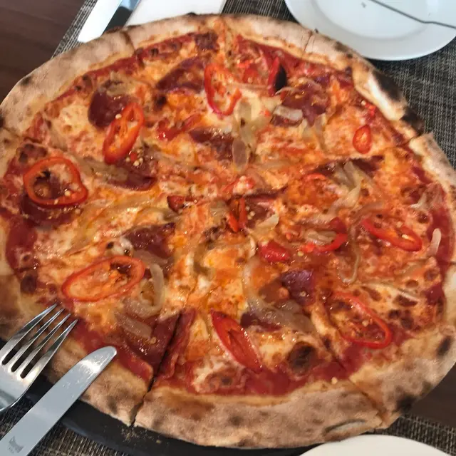 Pepperoni pizza