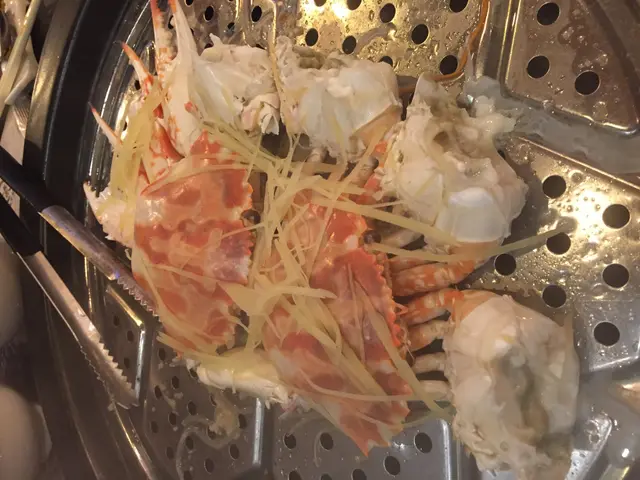 蟹有很鮮的海水味, 只是不太多肉