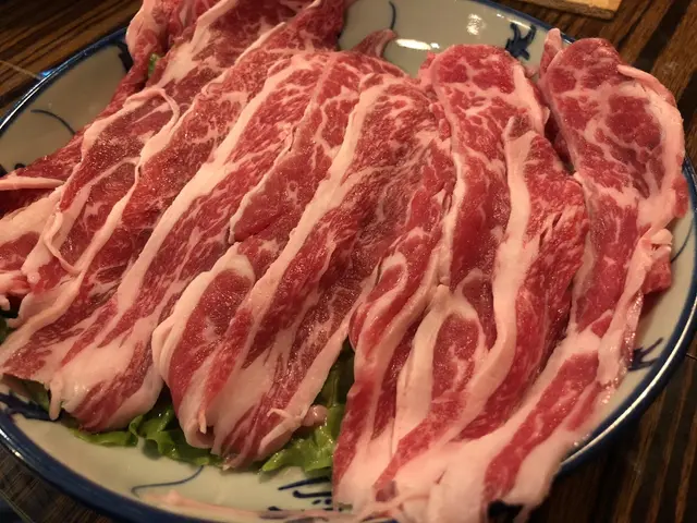 係任叫架!😍😍😍
牛魔王有口福啦~
牛肉雪花紋均勻,牛味十足,性價比超高!
仲要係任點任食,淨食肥牛都食到番本!😎