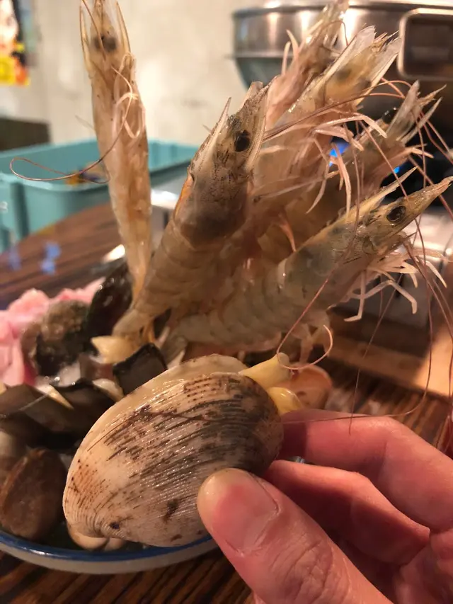 沙白和蜆好大隻,洗得很乾淨,
一點沙也沒有,肉質鮮味好吃。