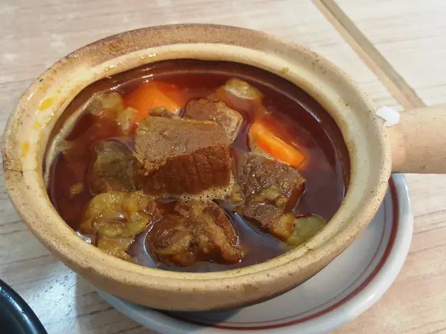 咖哩牛腩飯