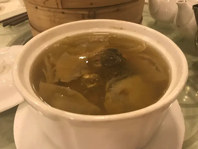 天麻川弓白芷魚頭湯