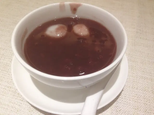 湯水稀，湯圓個腍