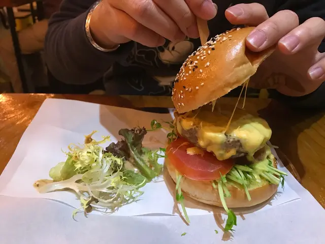 牛魔王漢堡
