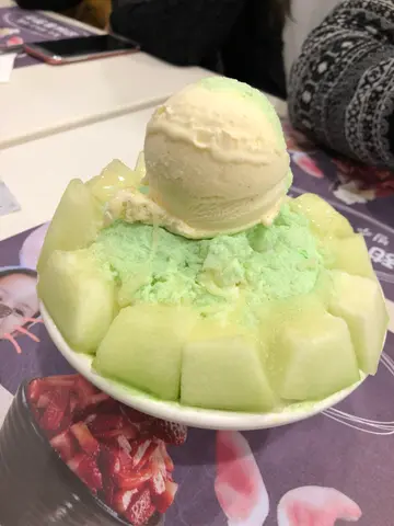 韓式綠寶石香甜蜜瓜雪奶