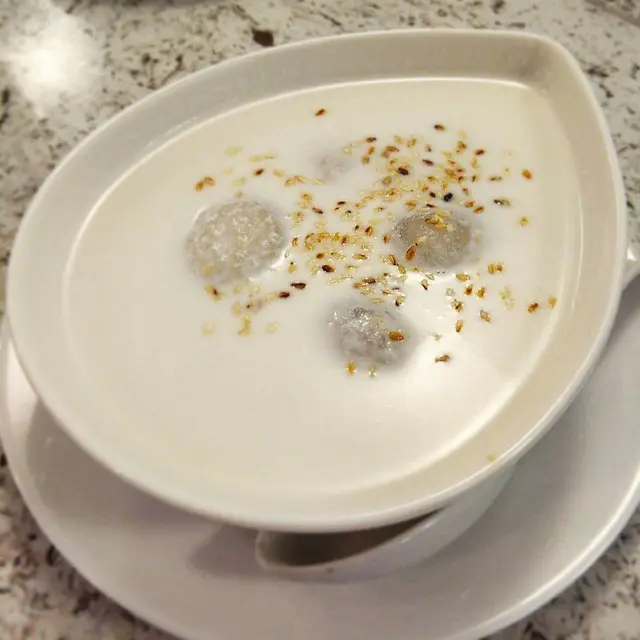 芝麻椰汁西米圓